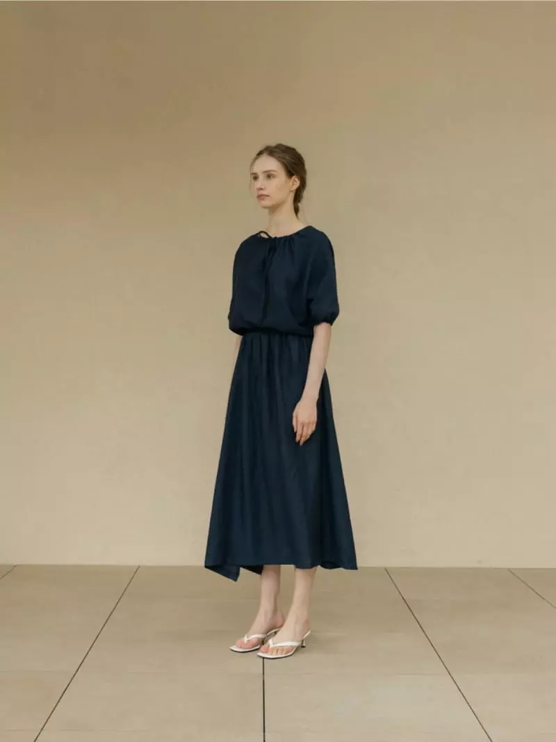 Floaty - Korean Women Fashion - #momslook - Linen Off Blouse - 2