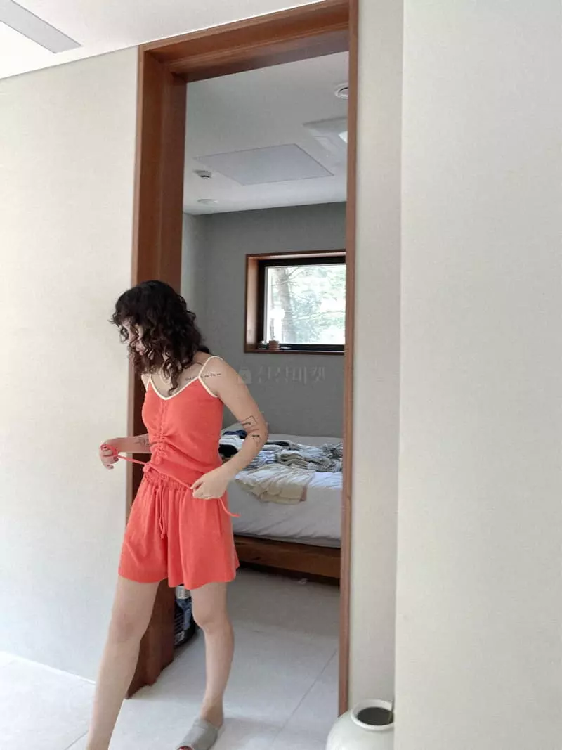 Fric - Korean Women Fashion - #momslook - Heart Punching Shorts - 10
