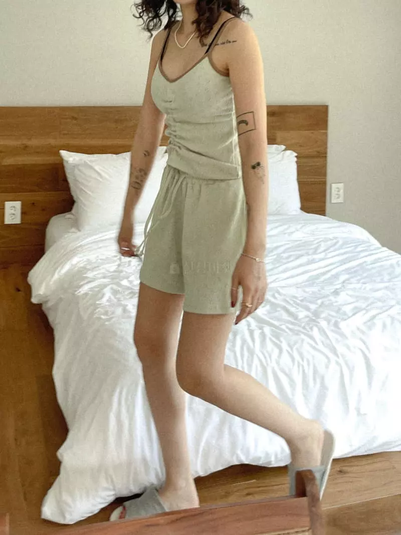 Fric - Korean Women Fashion - #momslook - Heart PUnching Sleeveless - 11