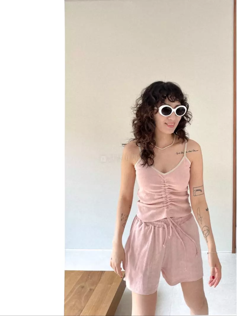 Fric - Korean Women Fashion - #momslook - Heart PUnching Sleeveless - 3