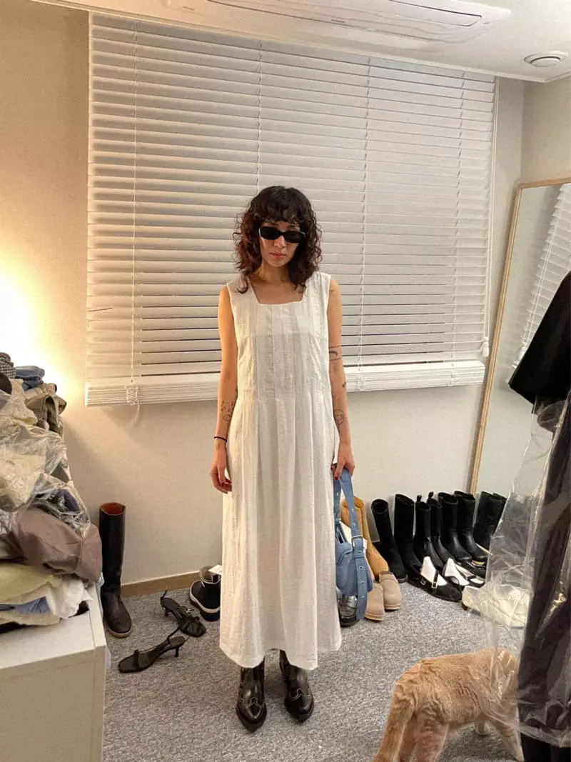 Fric - Korean Women Fashion - #momslook - Square One-piece - 7