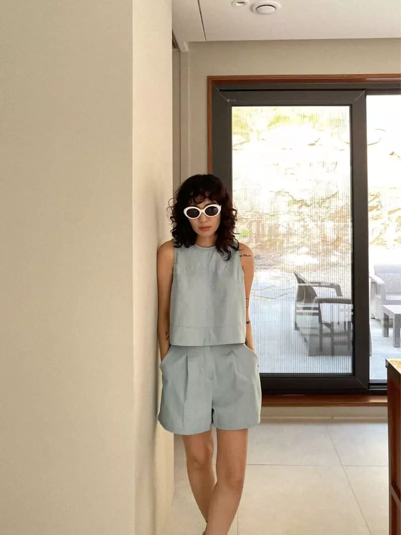 Fric - Korean Women Fashion - #momslook - Menny Shorts - 4