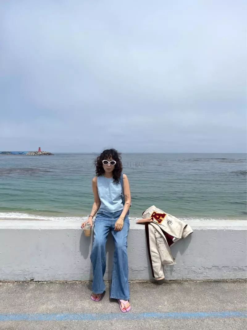 Fric - Korean Women Fashion - #momslook - Mennt Sleeveless Top