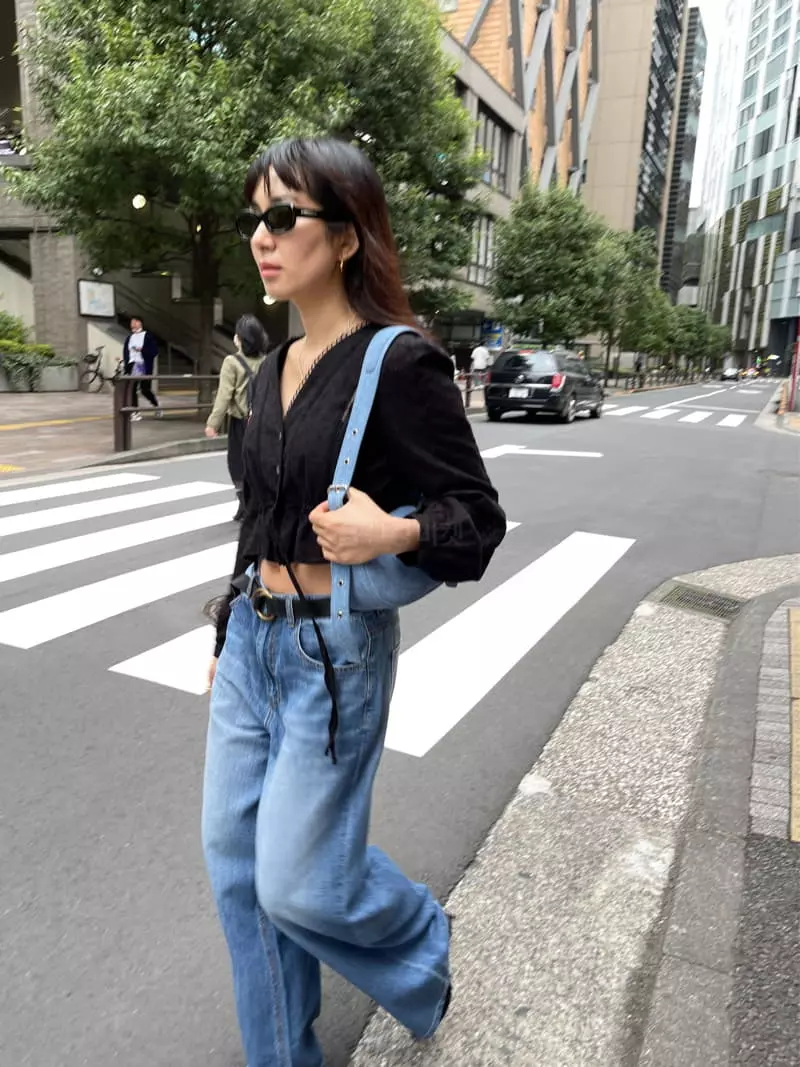 Fric - Korean Women Fashion - #vintagekidsstyle - Daisy Blouse - 4