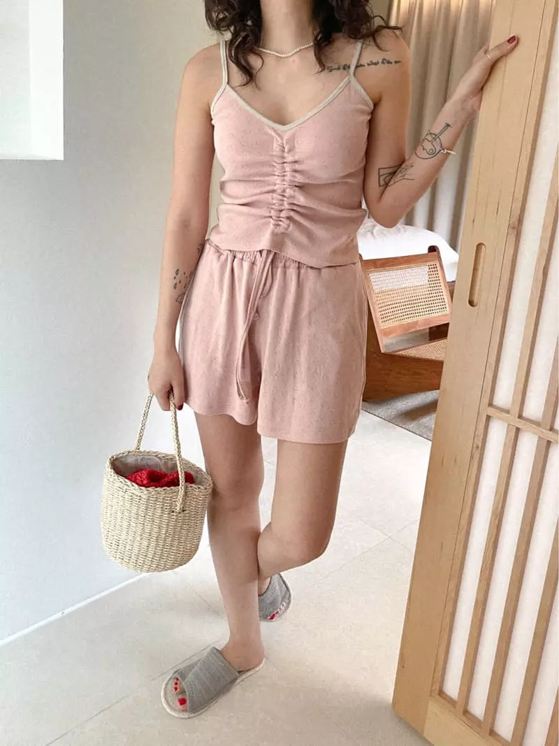 Fric - Korean Women Fashion - #womensfashion - Heart Punching Shorts - 3