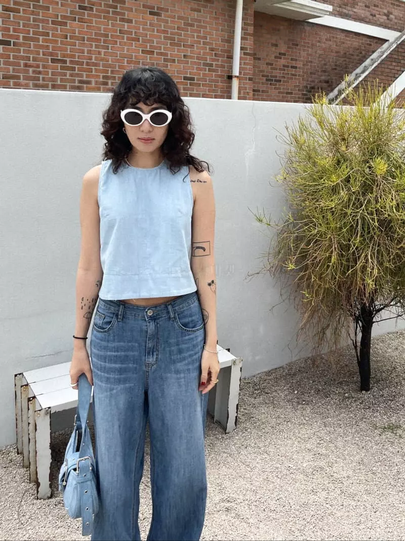 Fric - Korean Women Fashion - #momslook - Mennt Sleeveless Top - 4