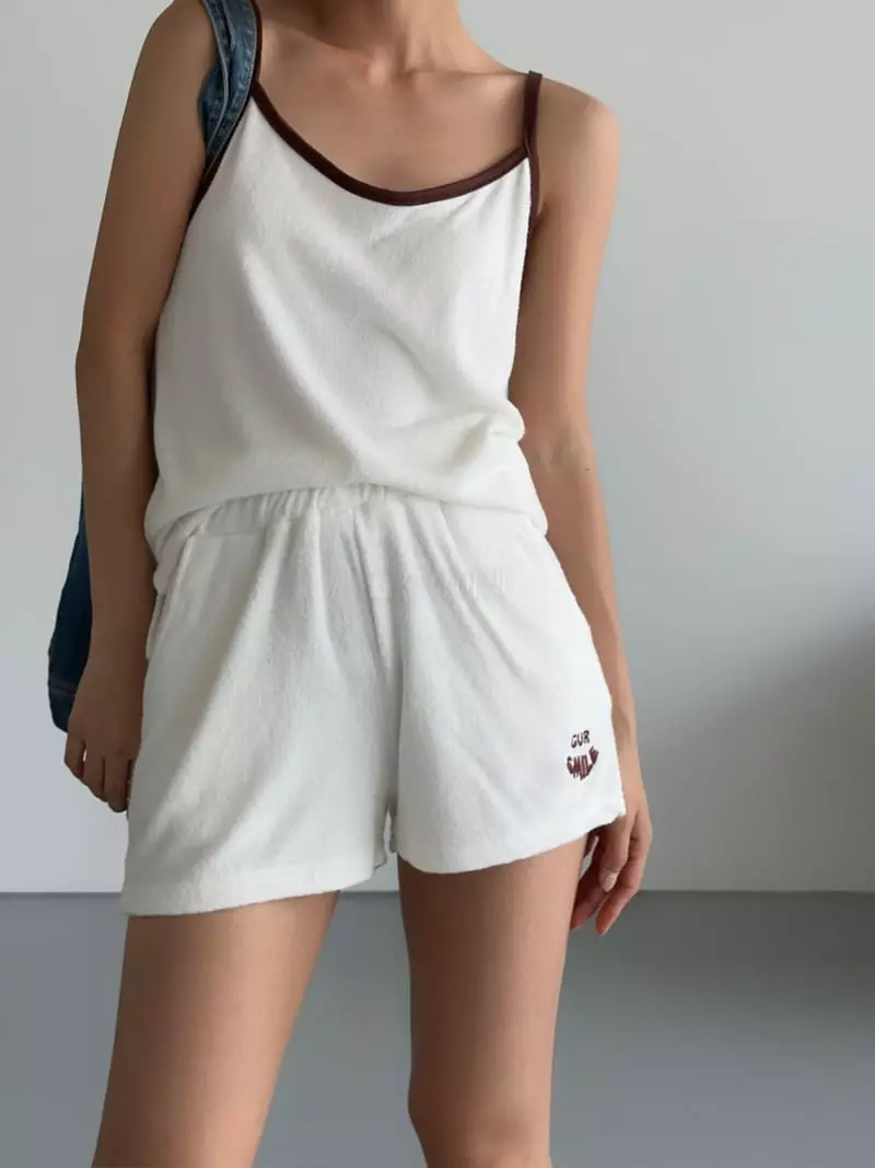 Gavara Market - Korean Women Fashion - #momslook - Smile Sleeveless - 2