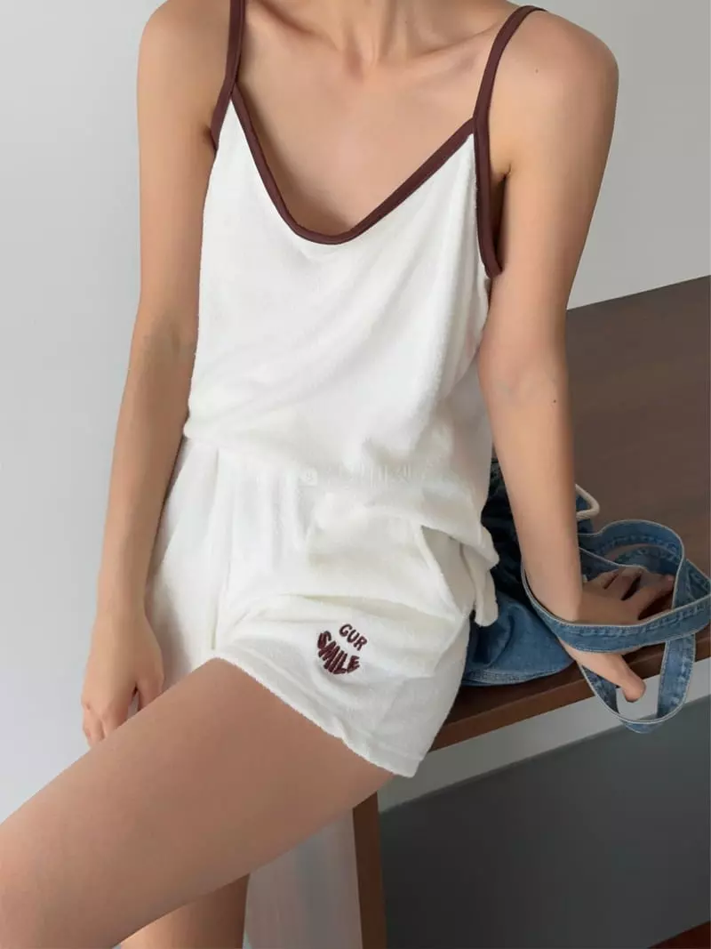Gavara Market - Korean Women Fashion - #womensfashion - Smile Sleeveless - 5