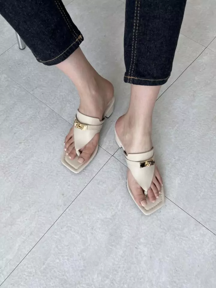 Golden Shoe - Korean Women Fashion - #womensfashion - by011 Slippers - 4