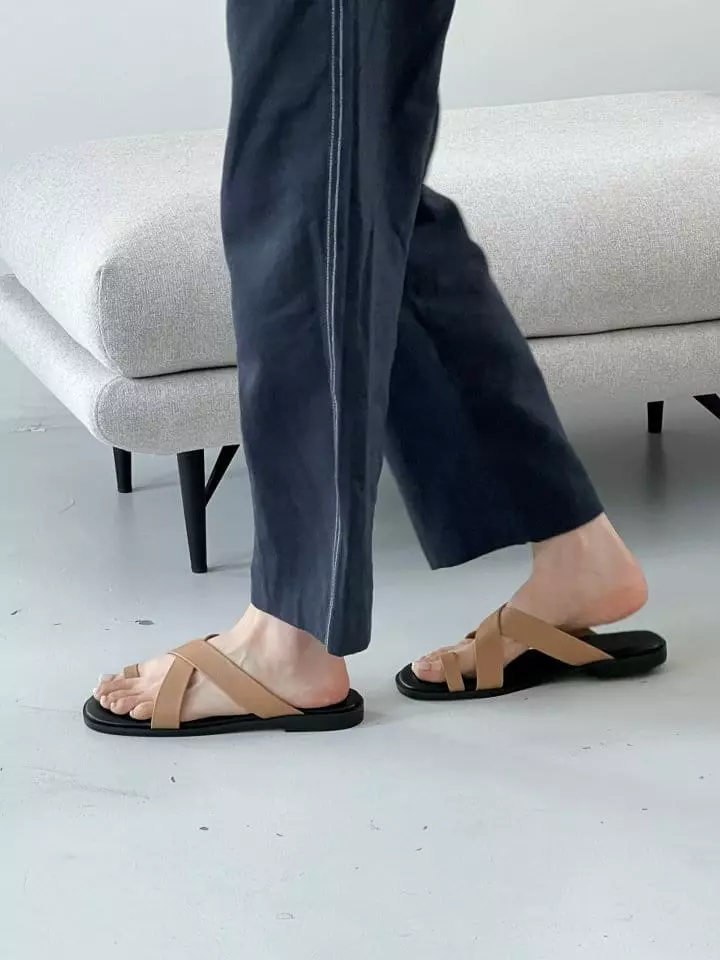 Golden Shoe - Korean Women Fashion - #momslook - my1518 Slippers