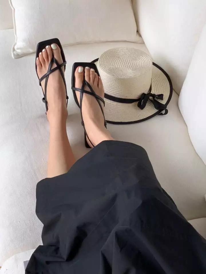 Golden Shoe - Korean Women Fashion - #restrostyle - th2733 Sandals - 2