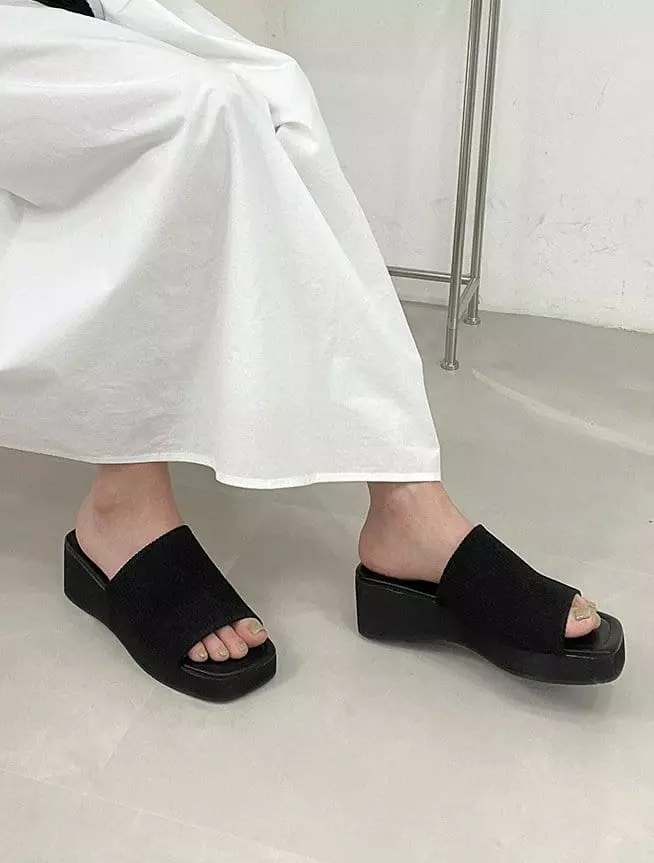 Golden Shoe - Korean Women Fashion - #vintagekidsstyle - bu2158 Slippers - 5