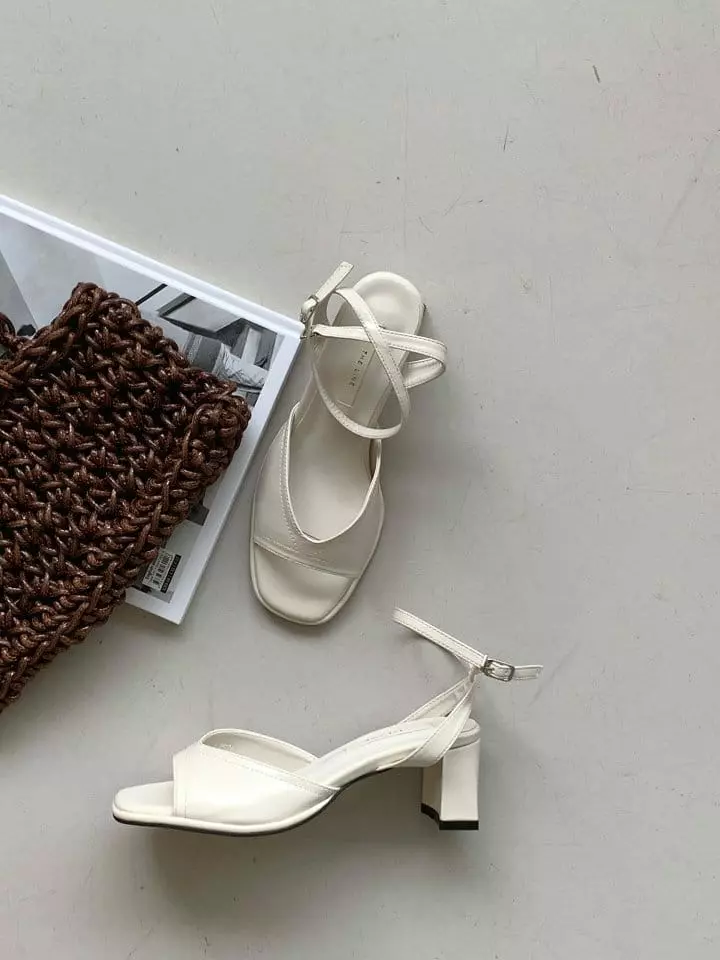 Golden Shoe - Korean Women Fashion - #womensfashion - th2526 Sandals - 3