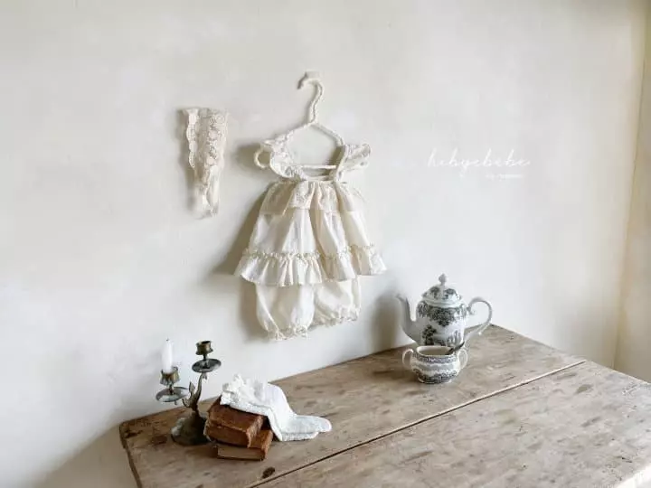 Hi Byebebe - Korean Baby Fashion - #babyoninstagram - Lala Frill Top Bottom Set - 4