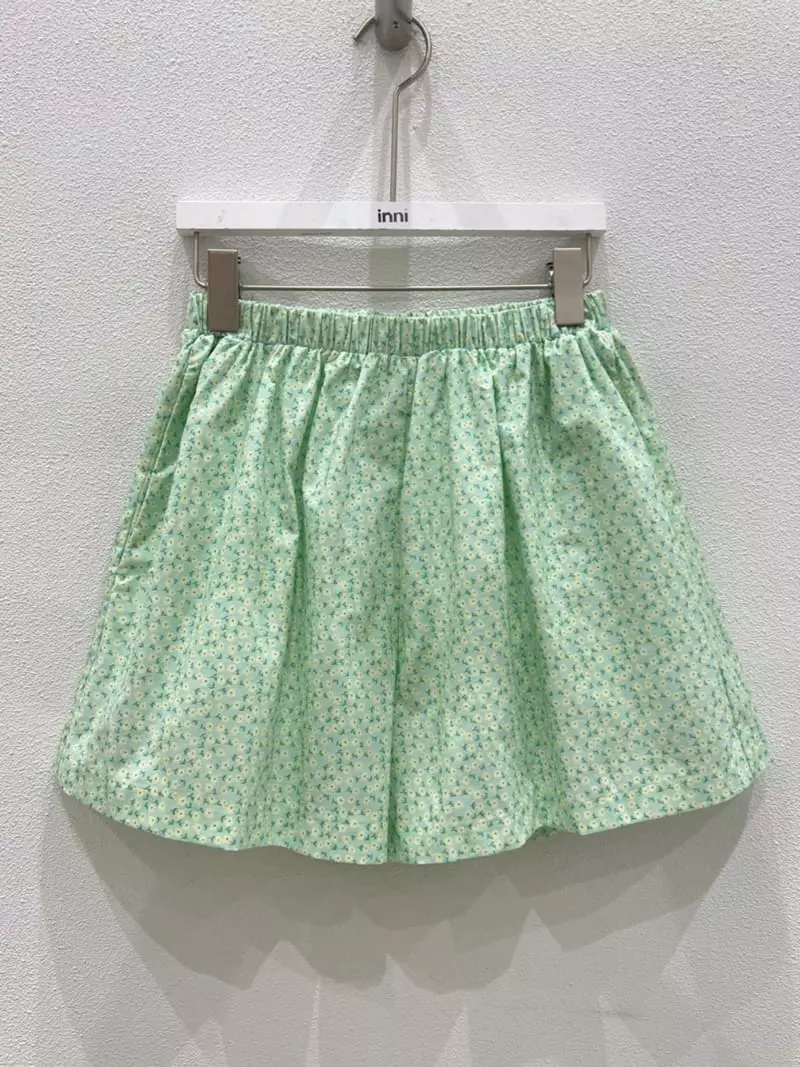 Inni - Korean Women Fashion - #momslook - Flower Shorts - 5