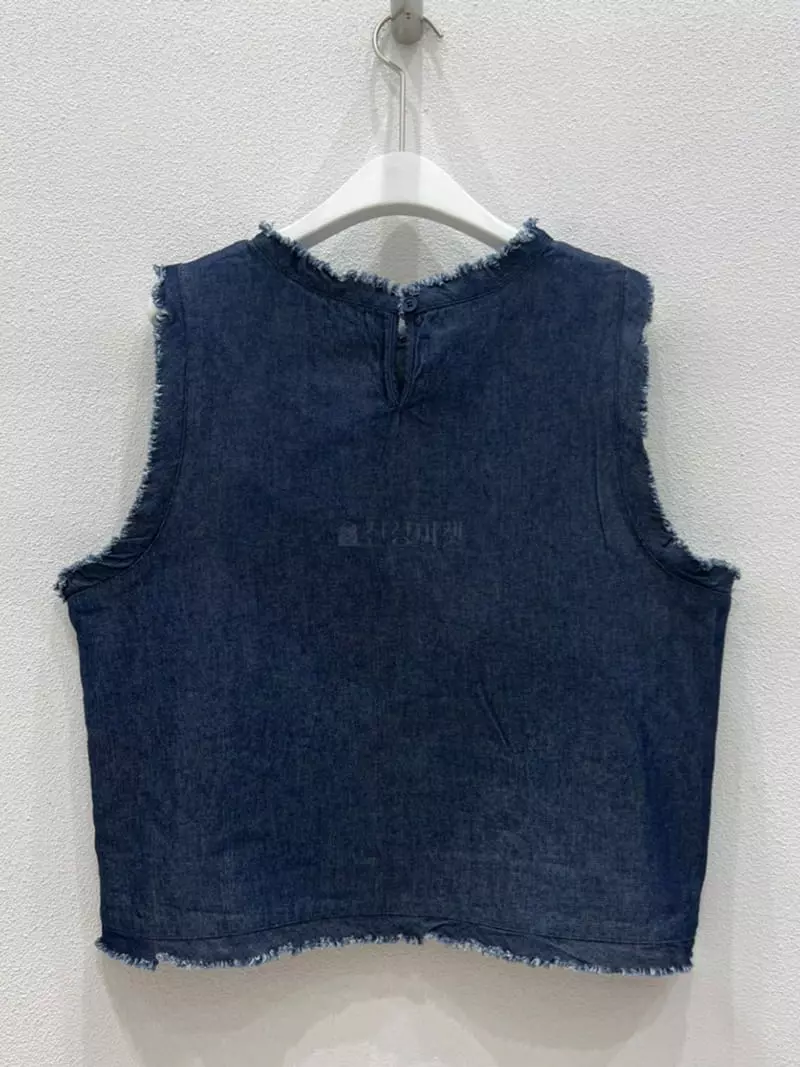 Inni - Korean Women Fashion - #momslook - Play Denim Sleeveless Blouse - 5