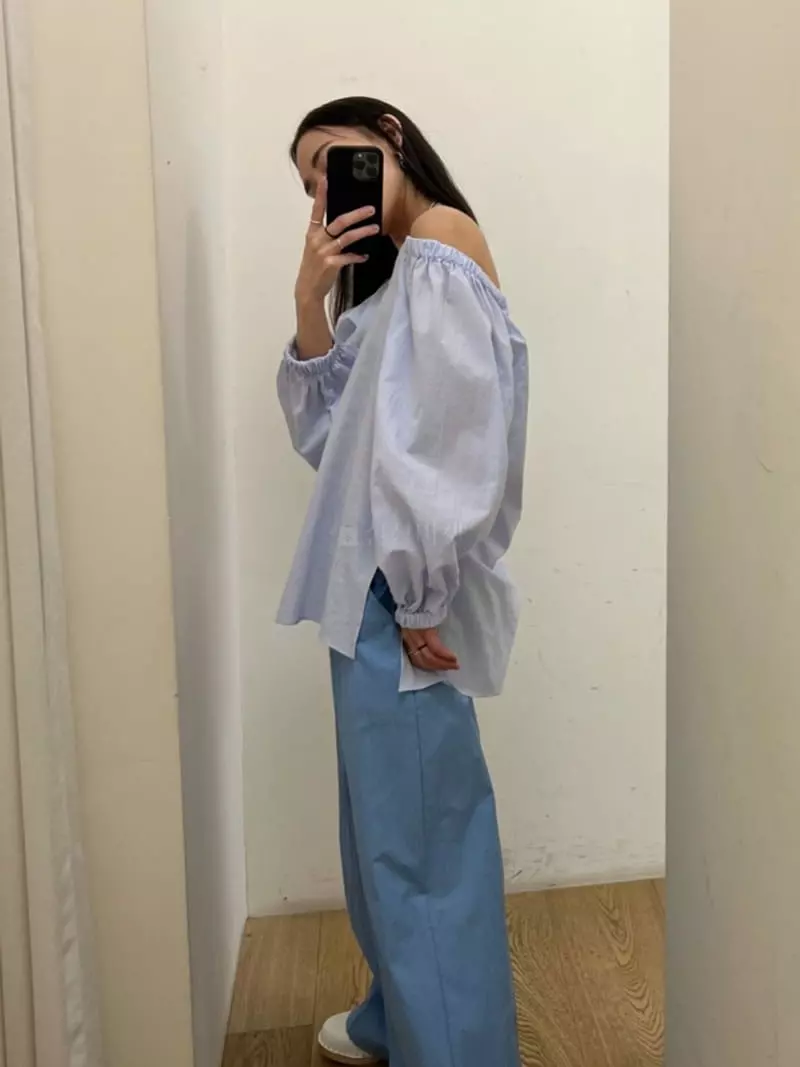 Inni - Korean Women Fashion - #romanticstyle - Nanba Balloon Blouse - 4
