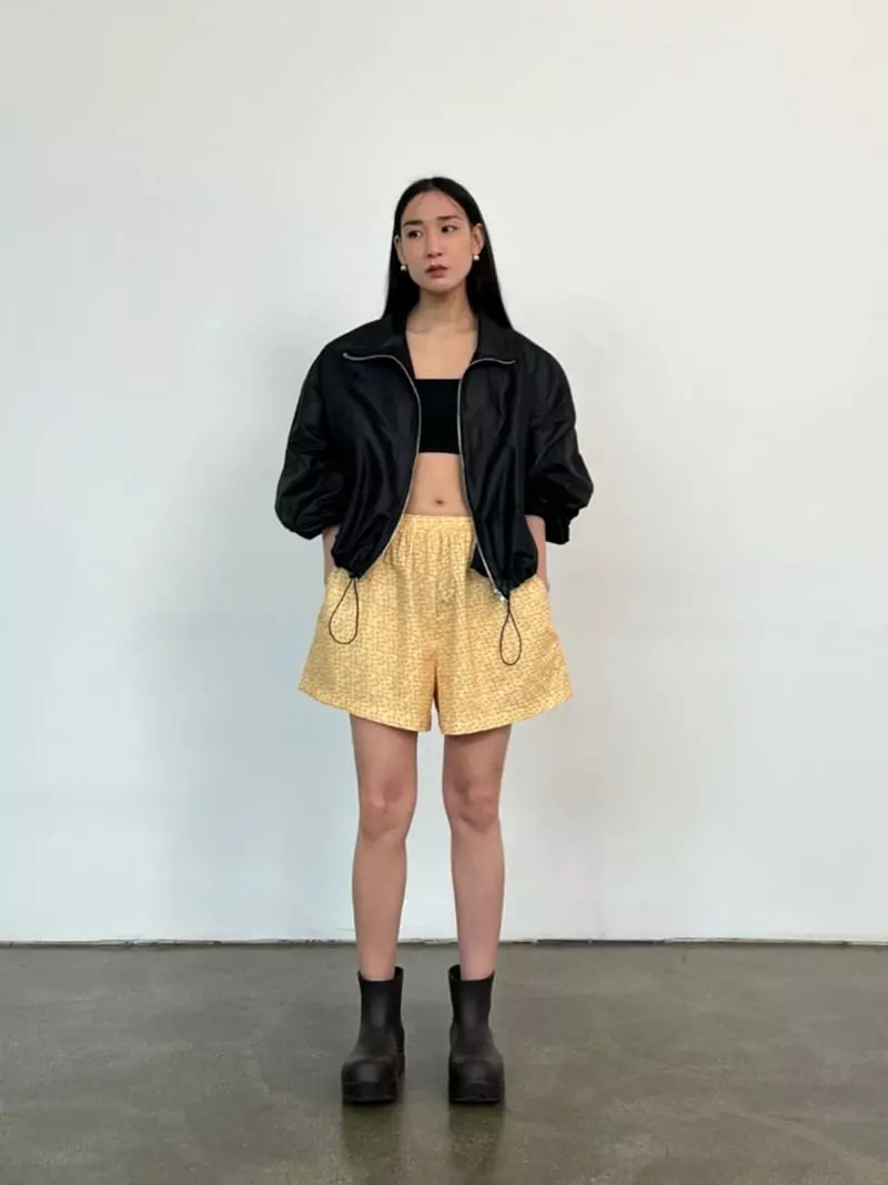 Inni - Korean Women Fashion - #thatsdarling - Flower Shorts