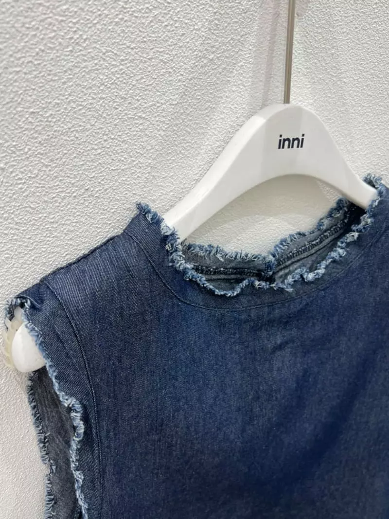 Inni - Korean Women Fashion - #thatsdarling - Play Denim Sleeveless Blouse - 4