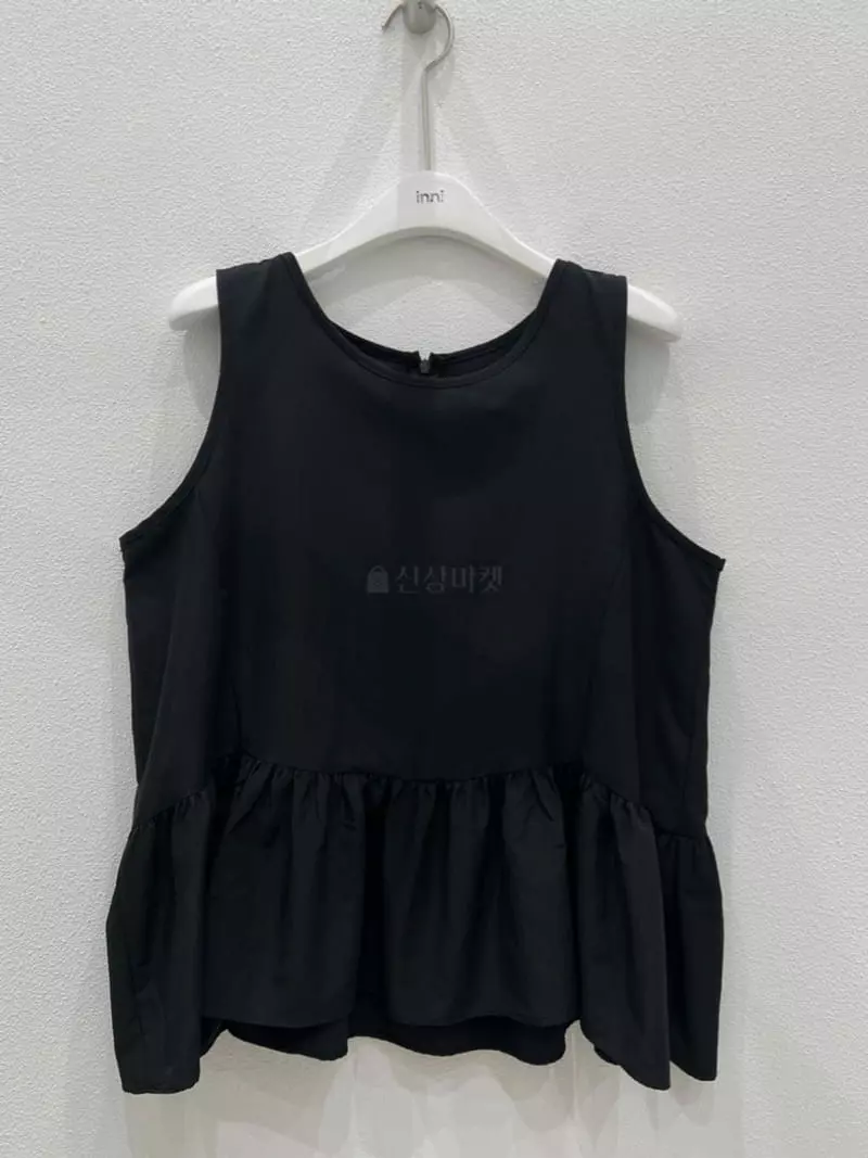 Inni - Korean Women Fashion - #vintageinspired - Stay Sleeveless Blouse - 12