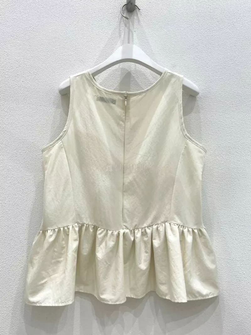 Inni - Korean Women Fashion - #womensfashion - Stay Sleeveless Blouse