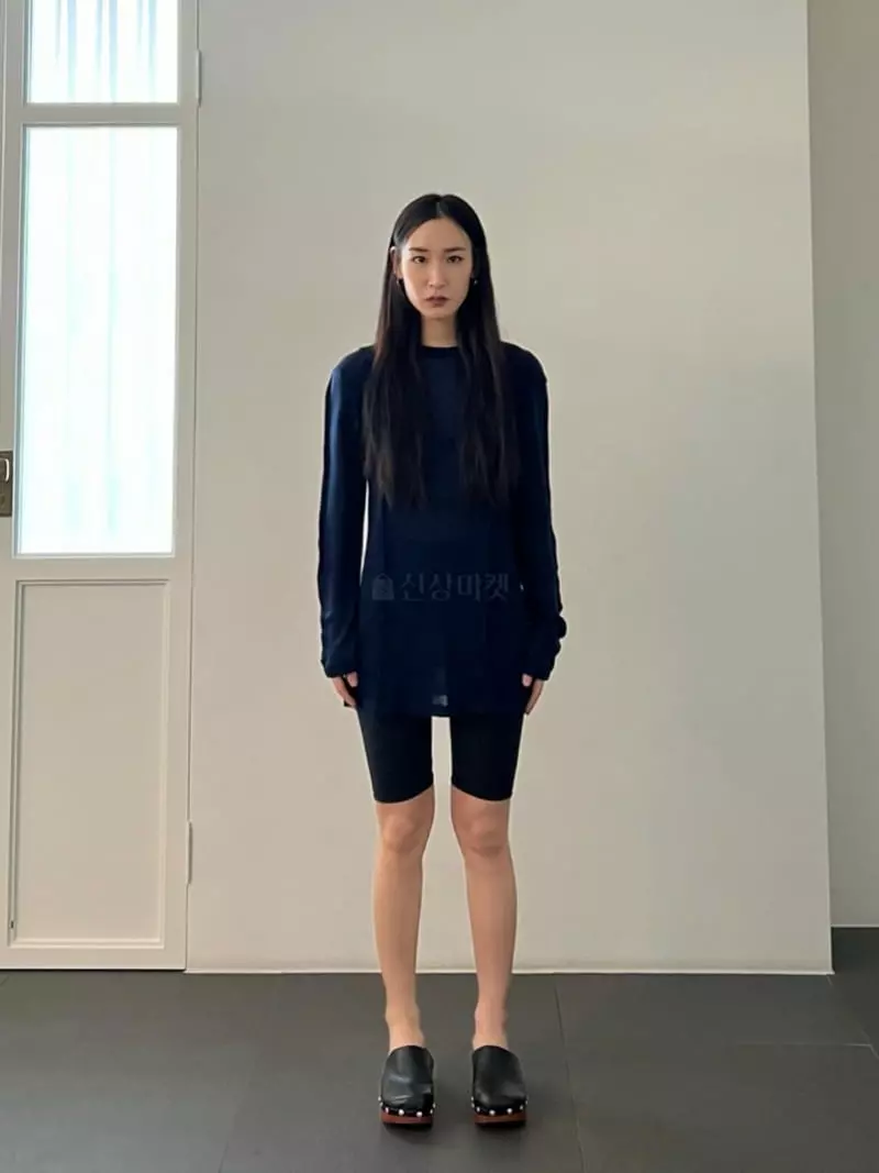 Inni - Korean Women Fashion - #womensfashion - Deggi Sleeves Tee - 10
