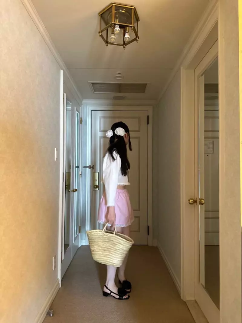 Jejeunosity - Korean Women Fashion - #restrostyle - Mom V Lay Blouse - 9