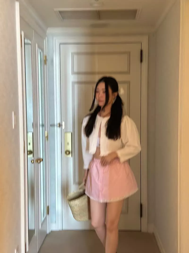 Jejeunosity - Korean Women Fashion - #vintagekidsstyle - Mom V Lay Blouse - 7