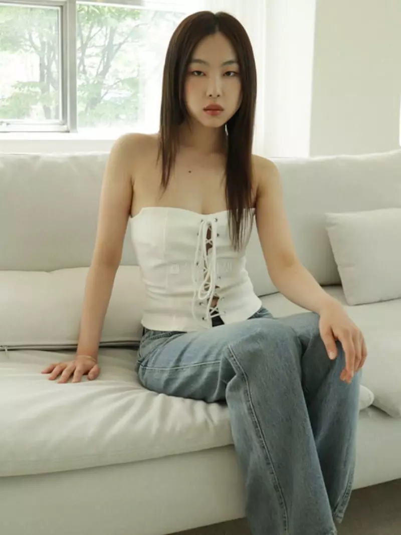 Marron - Korean Women Fashion - #momslook - Corset Sleeveless