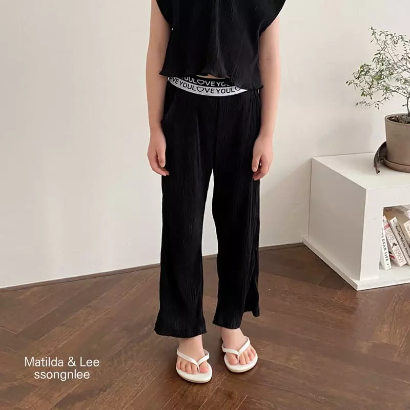 Matilda & Lee - Korean Children Fashion - #kidsshorts - Love Wrinkle Top Bottom Set - 11