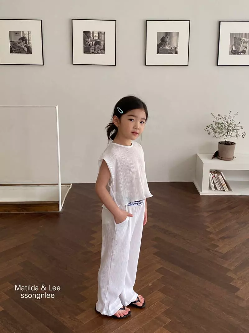 Matilda & Lee - Korean Children Fashion - #littlefashionista - Love Wrinkle Top Bottom Set