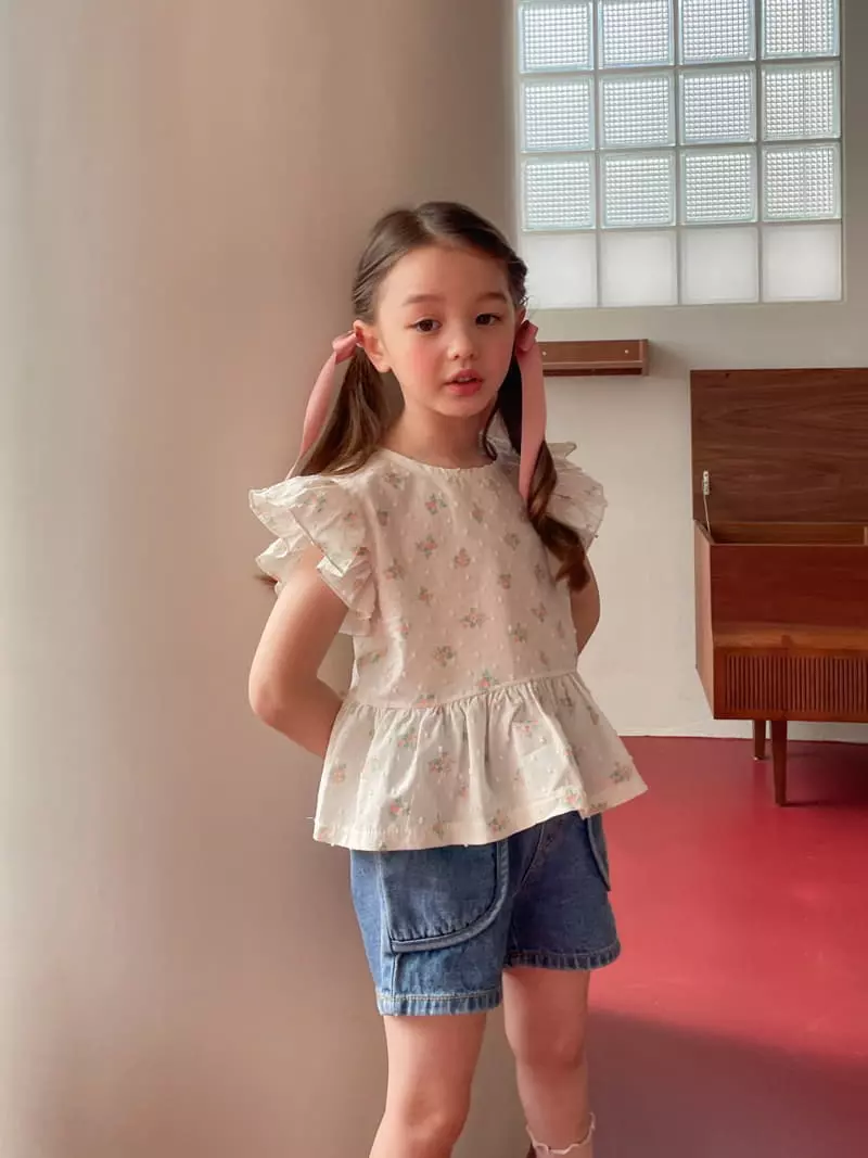 Momo Ann - Korean Children Fashion - #prettylittlegirls - Dana Blouse
