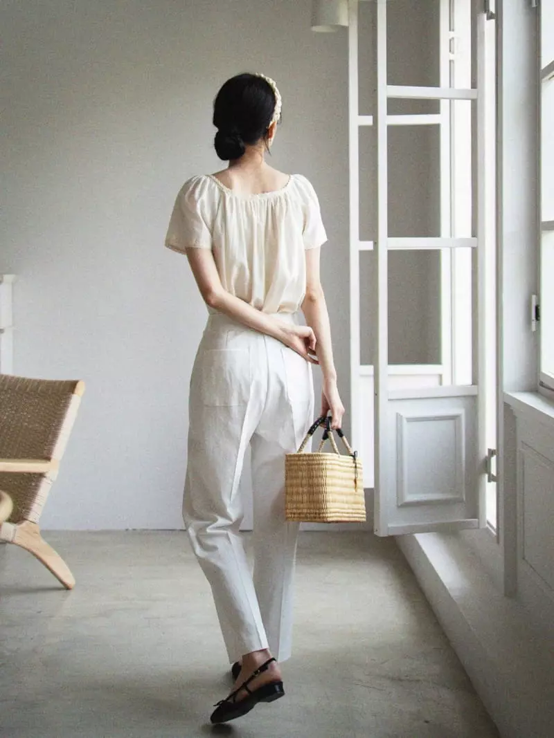 Nan - Korean Women Fashion - #momslook - Charollet Square Blouse - 4