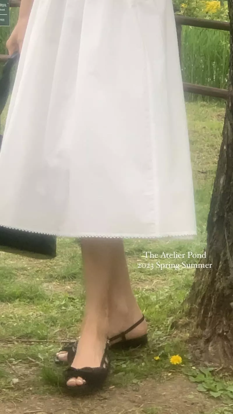 Nan - Korean Women Fashion - #momslook - Bennis Frill Skirt - 5