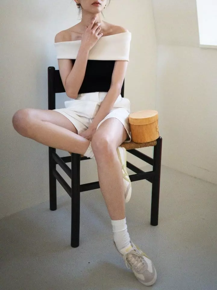 Nan - Korean Women Fashion - #thatsdarling - Off SHOulder Top - 2