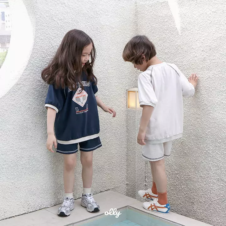 Ollymarket - Korean Children Fashion - #Kfashion4kids - Friends Top Bottom Set - 8