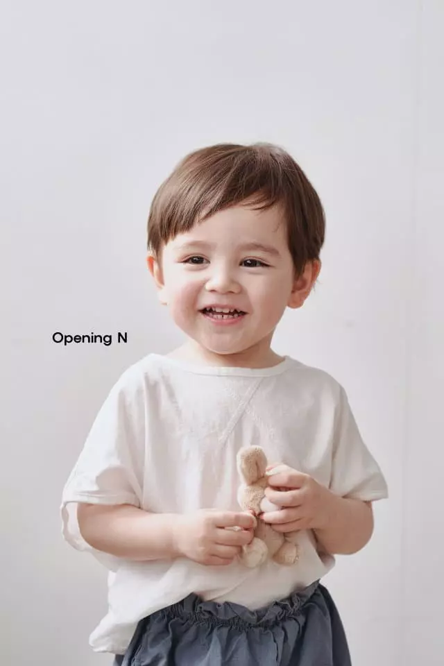 Opening & - Korean Children Fashion - #prettylittlegirls - Gay Tee