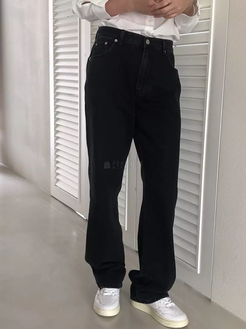 Overclassic - Korean Women Fashion - #momslook - Biff Black Jeans