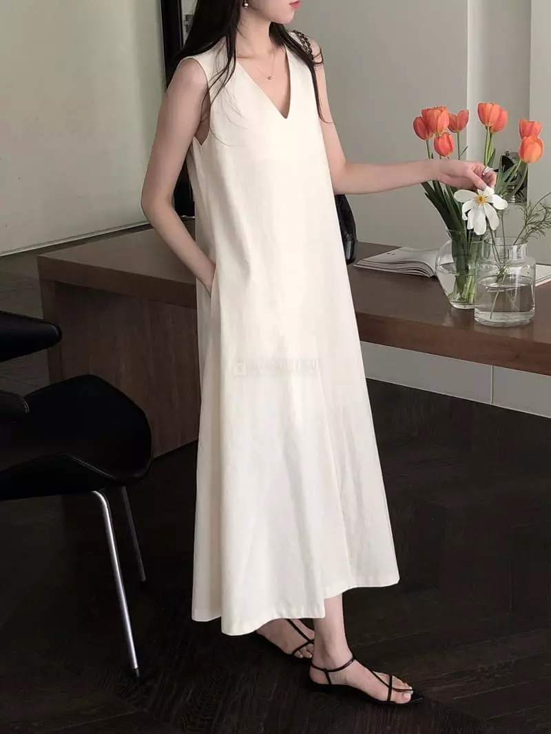 Overclassic - Korean Women Fashion - #womensfashion - V Neck One-piece - 4