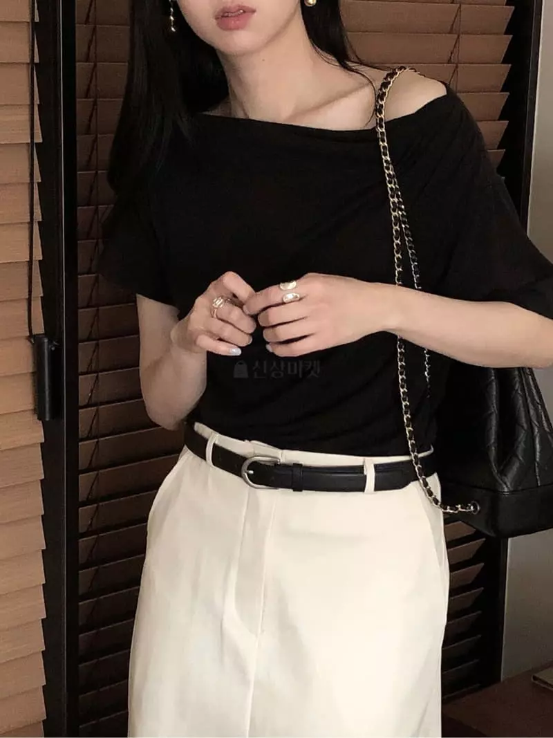 Overclassic - Korean Women Fashion - #momslook - Half Off Tee - 9