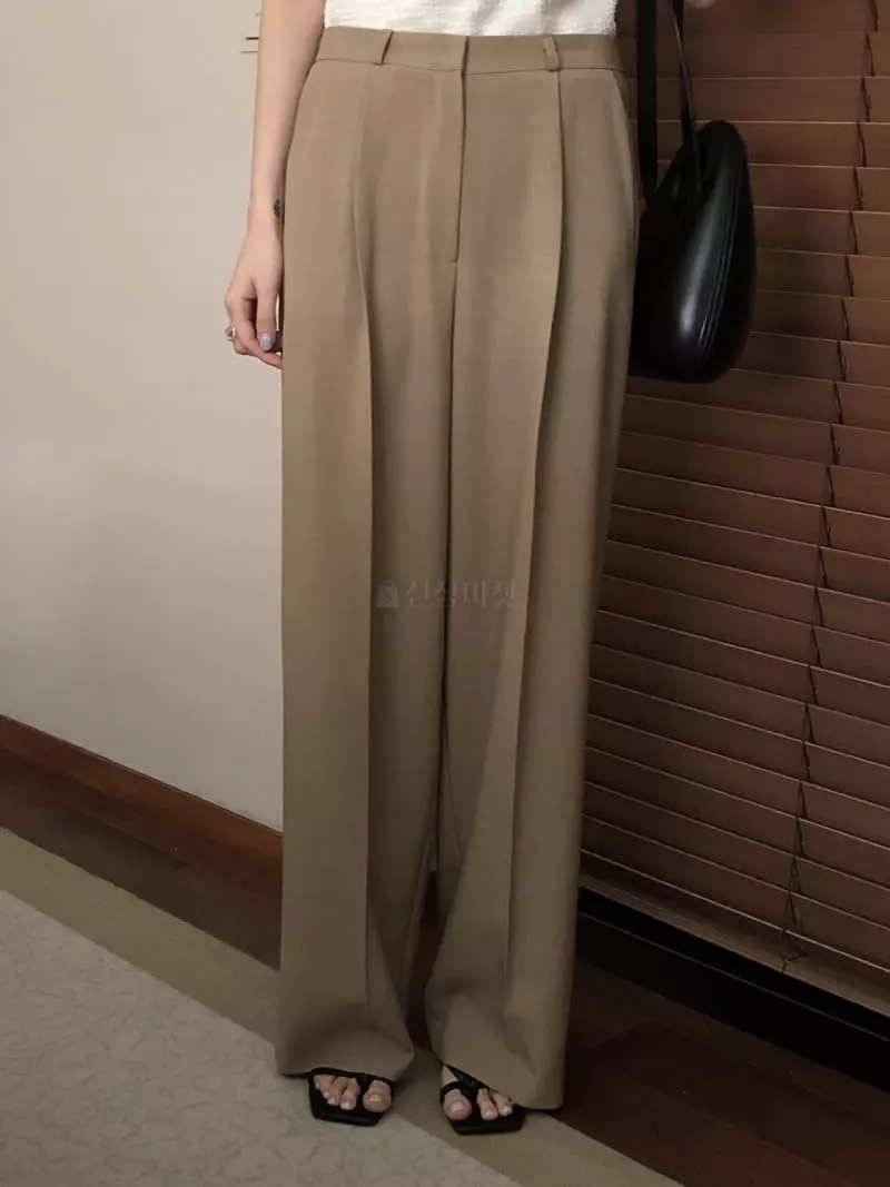 Overclassic - Korean Women Fashion - #momslook - Classic Half Pants - 10