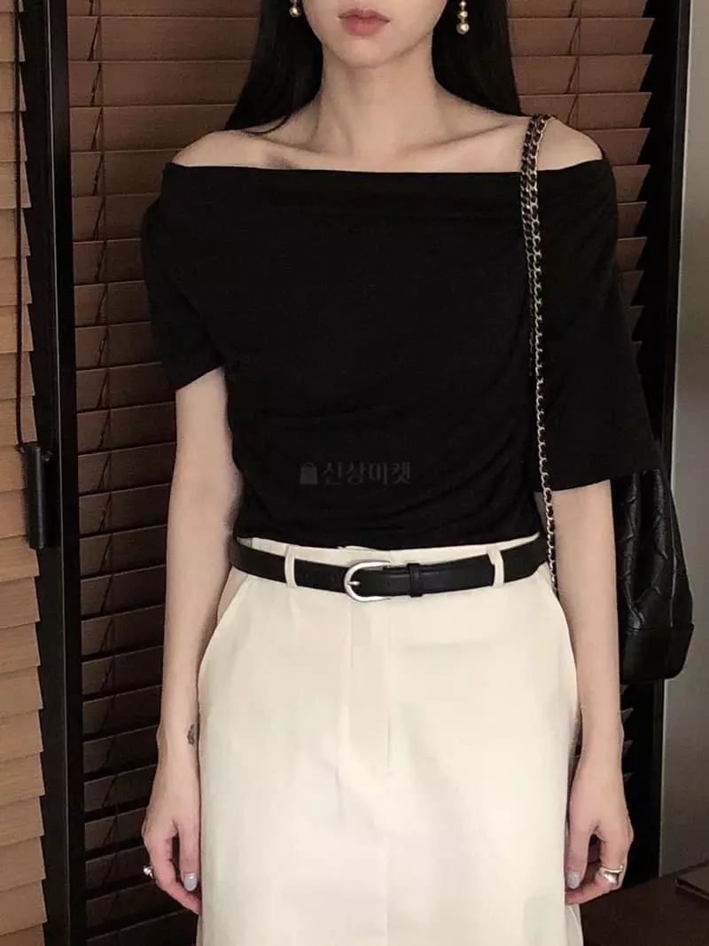 Overclassic - Korean Women Fashion - #pursuepretty - Half Off Tee
