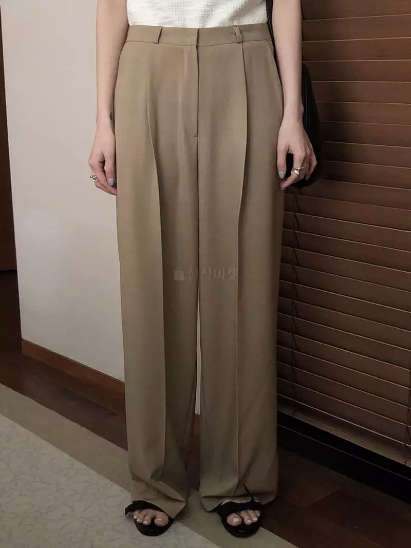 Overclassic - Korean Women Fashion - #romanticstyle - Classic Half Pants - 2