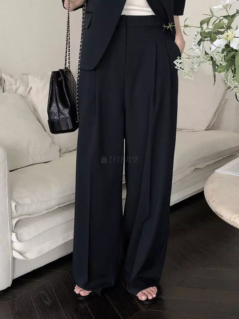 Overclassic - Korean Women Fashion - #vintageinspired - Relieve Pants - 10