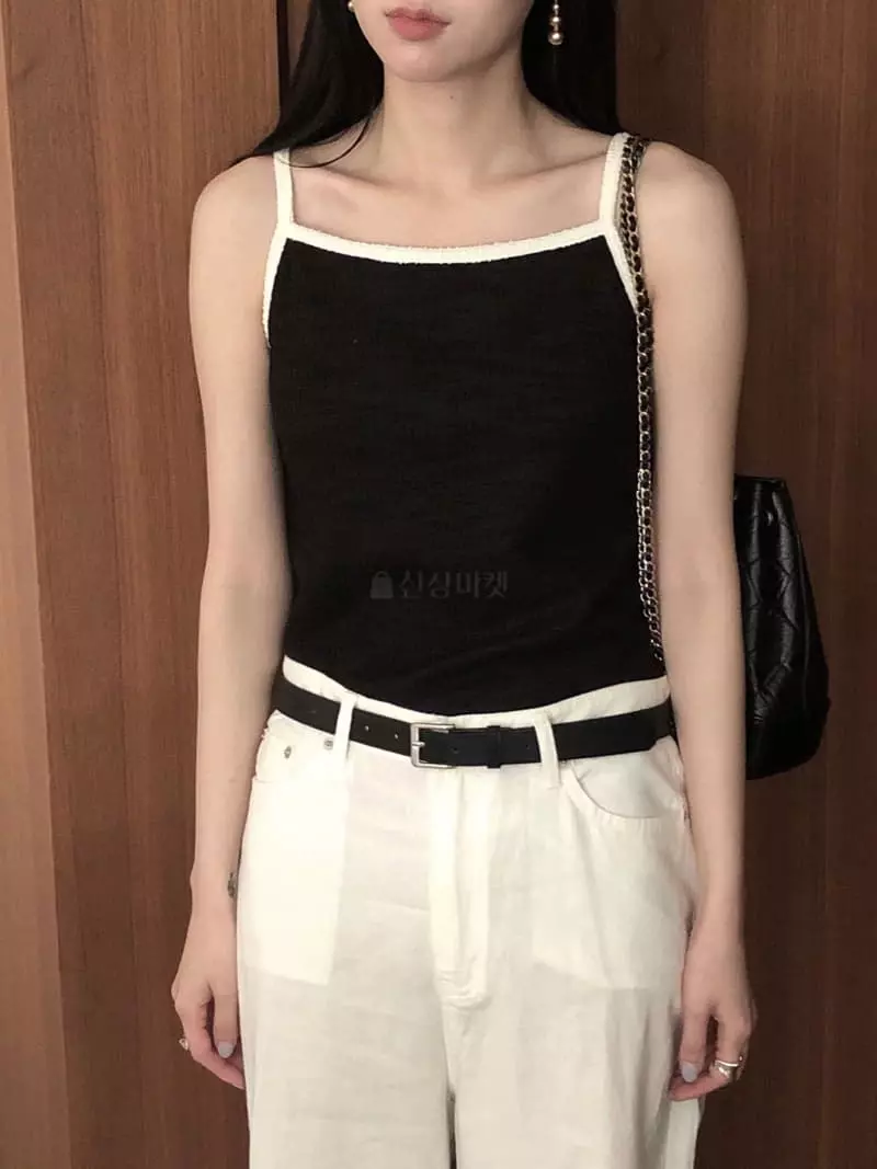 Overclassic - Korean Women Fashion - #womensfashion - Amont Sleeveless - 11