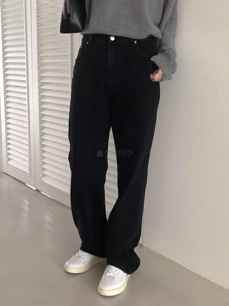 Overclassic - Korean Women Fashion - #womensfashion - Biff Black Jeans - 8