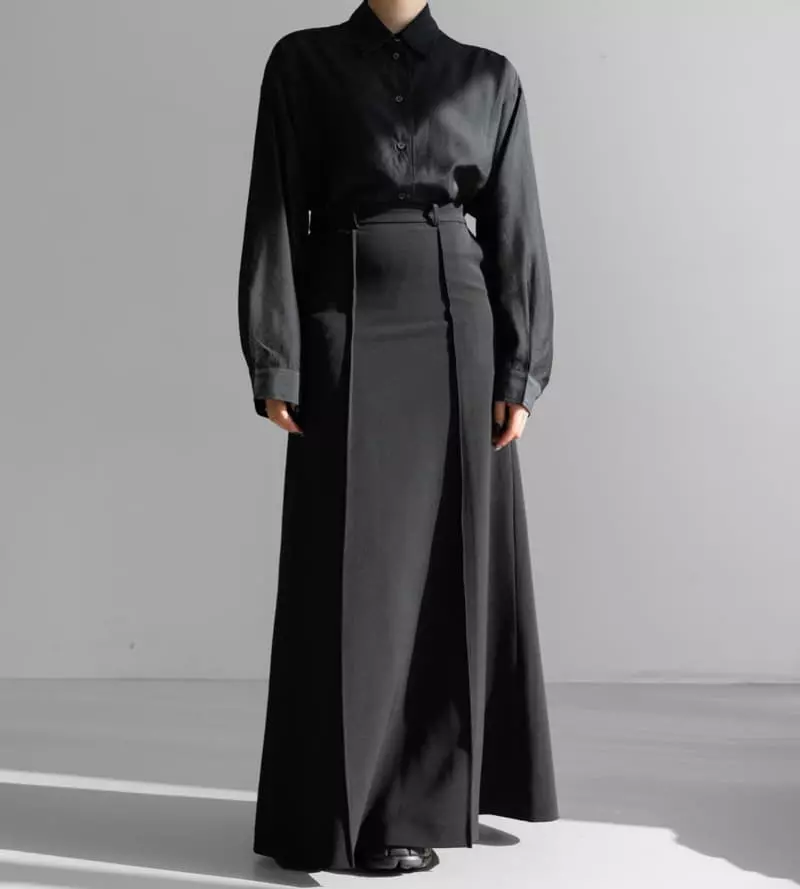 Paper Moon - Korean Women Fashion - #momslook - Pin Tuck Detail Maxi Flared Skirt - 9