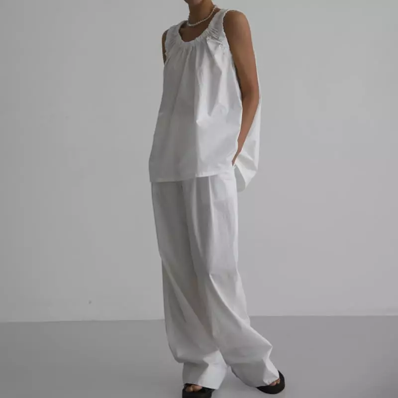 Paper Moon - Korean Women Fashion - #momslook - Banded Shirring Sleeveless Blouse - 2