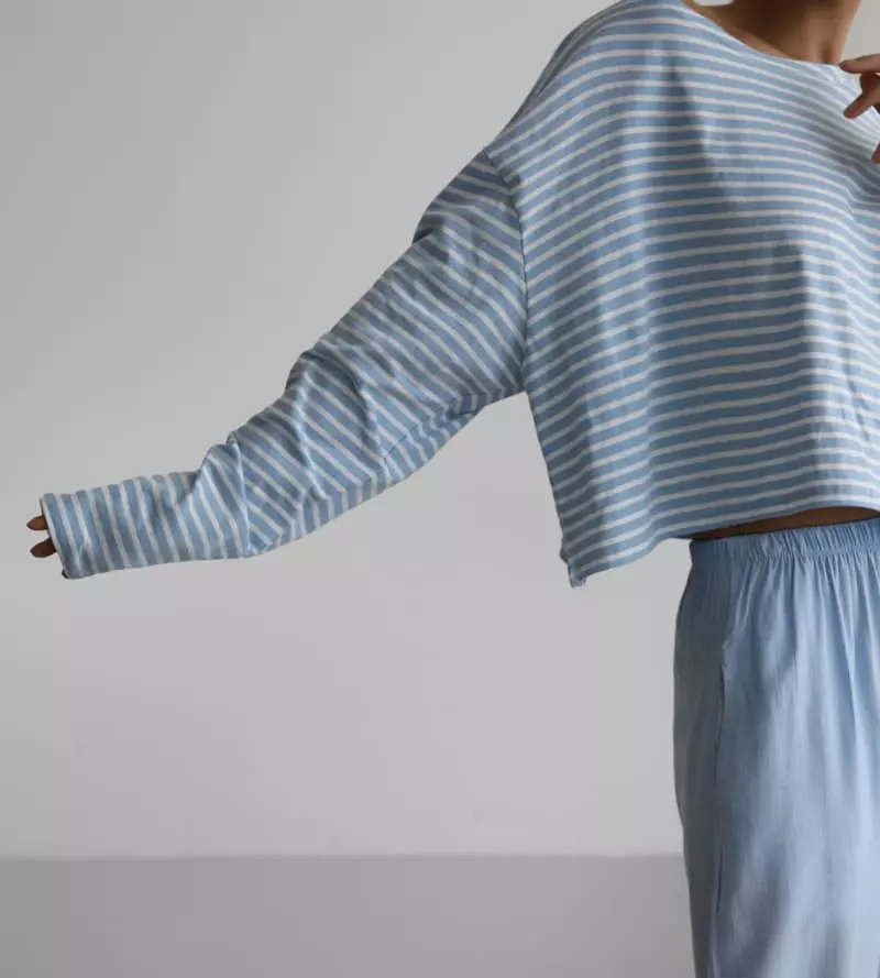 Paper Moon - Korean Women Fashion - #momslook - Crop Stripes Tee - 9