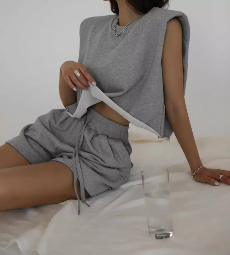 Paper Moon - Korean Women Fashion - #momslook - Shoulder Padded Sleeveless Cropped Sweatshirt - 9